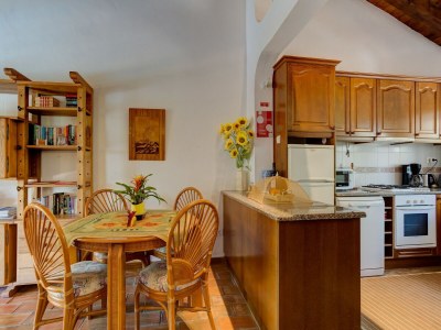 Holiday house Gorgeous Holiday Home with Swimming Pool - Features photo 27