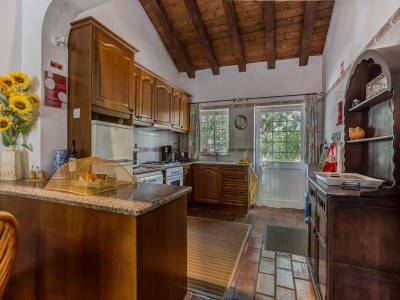 Holiday house Gorgeous Holiday Home with Swimming Pool - Features photo 28