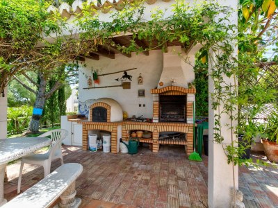 Holiday house Gorgeous Holiday Home with Swimming Pool - Outdoor photo 37