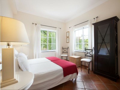 Villa Luxurious Villa in Monchique with Private Pool - Features photo 27