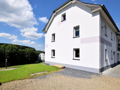 Holiday house Holiday Home in Saint Vith with Terrace - Outdoor photo 2