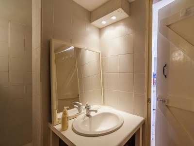 Holiday house Peaceful Stay with Pool - Features photo 29