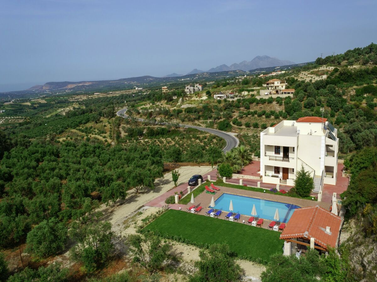 Villa Villa in Rethimnon mit Pool und Strandnähe - Outdoor photo 2