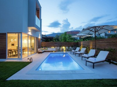 Villa Luxurious Villa with Private Pool and Garden - Outdoor photo 2