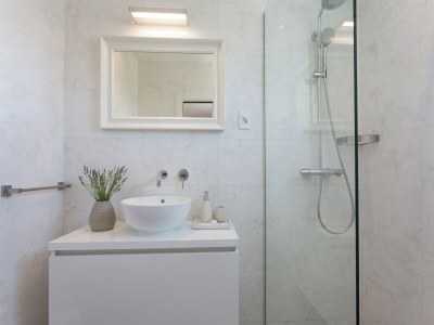 Villa Luxurious Villa with Private Pool and Garden - Features photo 21