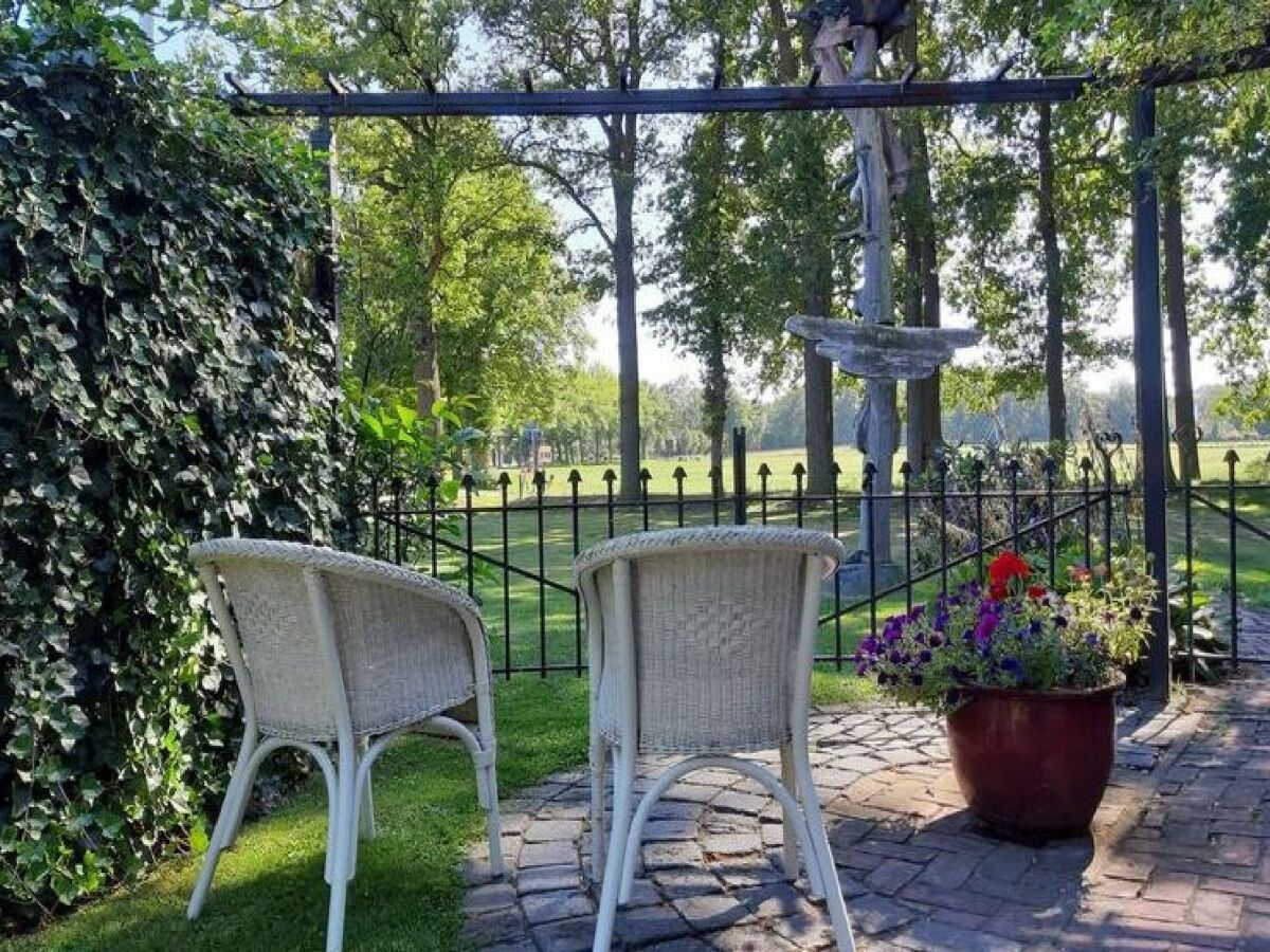 Holiday house Landvilla mit Spielen - Outdoor photo 2