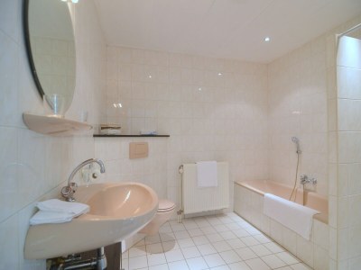 Holiday house Landvilla mit Spielen - Features photo 21