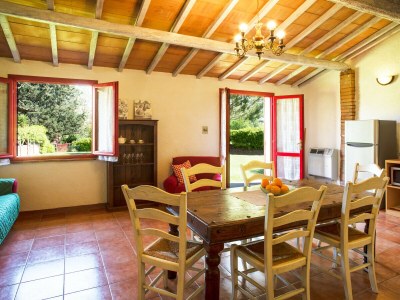 Cottage Lovely Cottage + Pool + near beach - Features photo 7