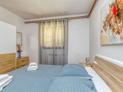 Holiday apartment Emanuela with pool - Features photo 21