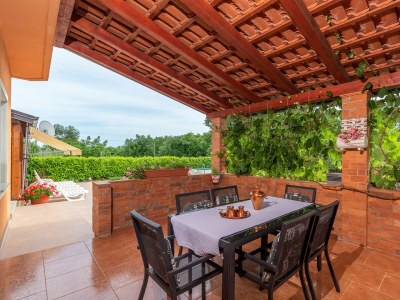 Apartment Visnjan No.3 - Outdoor photo 5