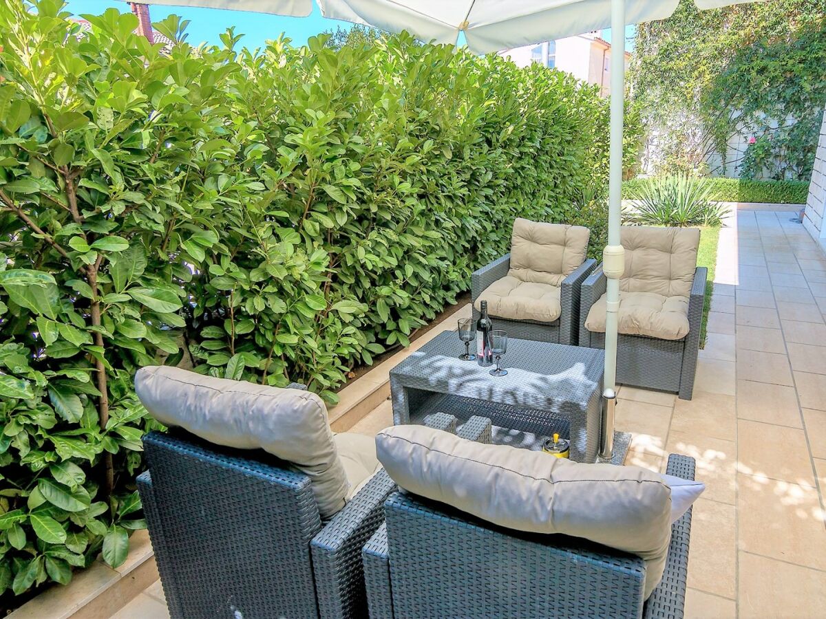 Apartment HH Queens - Apartment Queens No.1 with Terrace - Outdoor photo 5