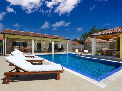 Villa Petra in Lovinac/Zadar - Villa