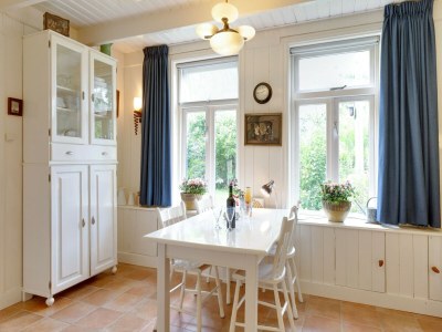 Holiday house Holiday home in Krabbendam - Features photo 9