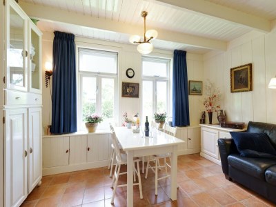 Holiday house Holiday home in Krabbendam - Features photo 12