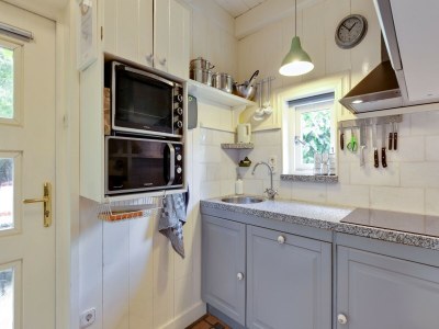 Holiday house Holiday home in Krabbendam - Features photo 15