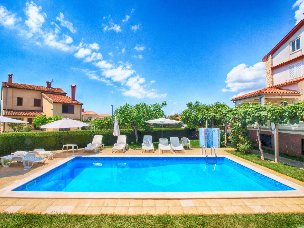 Holiday apartment Holiday Apartment Valentin 810 Medulin - Outdoor photo 5