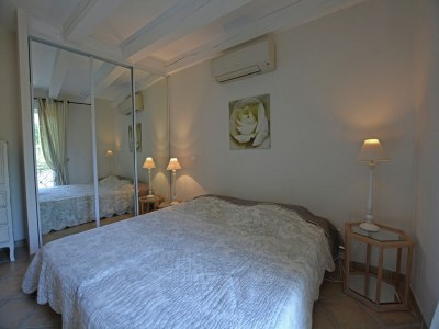 Villa Elegantes Haus mit Swimmingpool in Hérault - Features photo 23