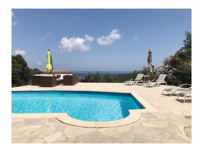 Holiday house Villa Pierrugues in Cavalaire s. Meer - Holiday house