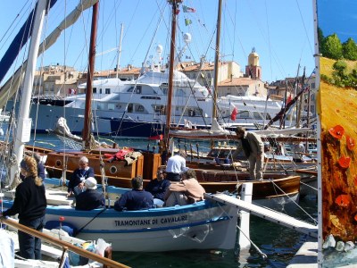 Holiday house Villa Pierrugues - Environment photo 24