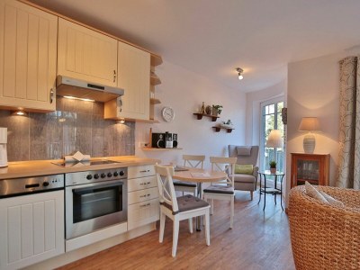 Holiday apartment Villa am Meer Strandallee 48 Appartement 10 - Features photo 11