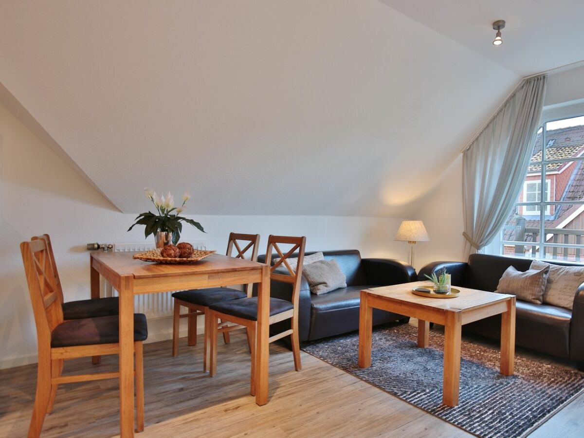 Holiday apartment Am Rosenhain 6 Appartement 4