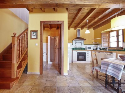 Cottage Mansion with Pool & Terrace - Features photo 26