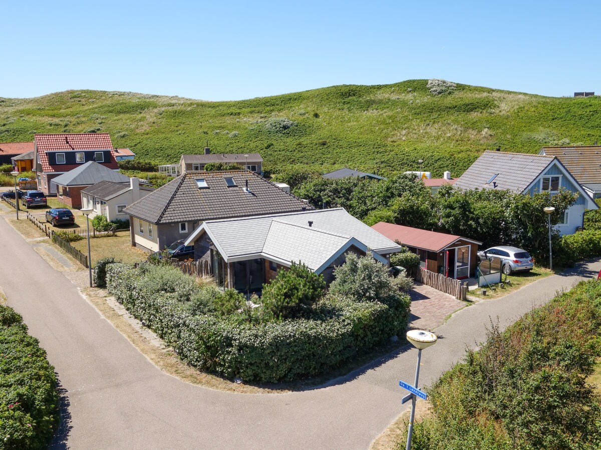 Chalet behind the dunes - Outdoor photo 3