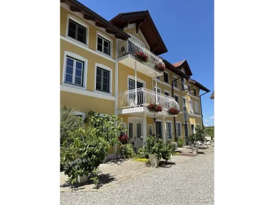 Holiday apartment Landgut zur Mühle (Mühle Country Estate) in Dorfen - Holiday apartment