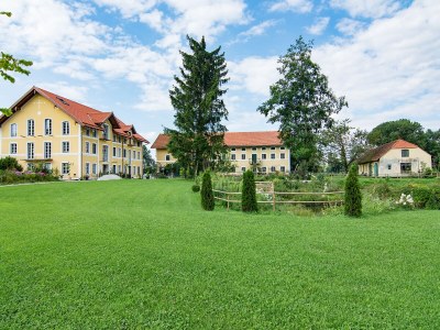 Holiday apartment Landgut zur Mühle (Mühle Country Estate) - Outdoor photo 6
