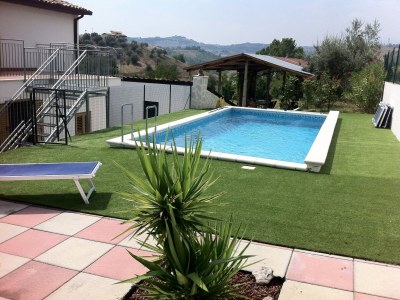 Holiday house Hillside Escape mit Pool - Outdoor photo 5