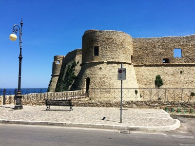Holiday house Hillside Escape mit Pool - Environment photo 33