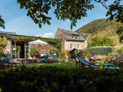 Holiday house Altes Winzerhaus - Senhalser Höfe - Outdoor photo 8