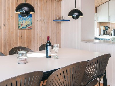 Holiday house Seaside Haven with open terrace - Outdoor photo 19