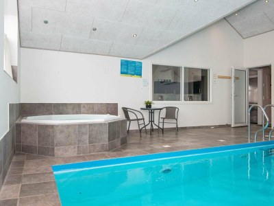 Holiday house Luxurioses Refugium mit Pool -- By Traum Ferienwohnungen - Outdoor photo 14