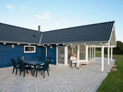 Holiday house 10 person holiday home in Rødby-By Traum - Outdoor photo 3