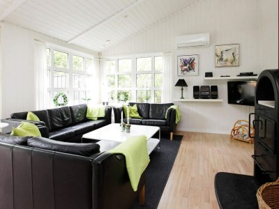 Holiday house Luxurioses Refugium mit Pool -- By Traum Ferienwohnungen - Outdoor photo 3