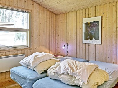 Holiday house 6 person holiday home in Aakirkeby-By Traum - Outdoor photo 2