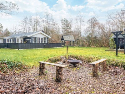 Holiday house 5 person holiday home in Hemmet-By Traum - Outdoor photo 13