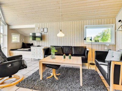 Holiday house Stilvolles Strandhaus -- By Traum Ferienwohnungen - Outdoor photo 26