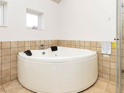 Holiday house 8 person holiday home in Brovst-By Traum - Outdoor photo 33