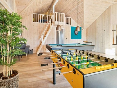 Holiday house Luxury Pool Retreat by Sea - By Traum Ferienwohnungen - Outdoor photo 10