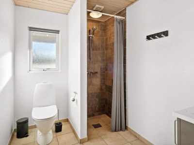 Holiday house Luxury Pool Retreat by Sea - By Traum Ferienwohnungen - Outdoor photo 17