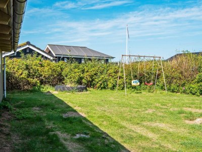 Holiday house Helles Sommerhaus am Meer -- By Traum Ferienwohnungen - Outdoor photo 17