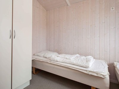 Holiday house 6 person holiday home in GROEMITZ - Outdoor photo 8