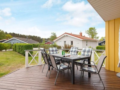 Holiday house 6 person holiday home in GROEMITZ - Outdoor photo 14