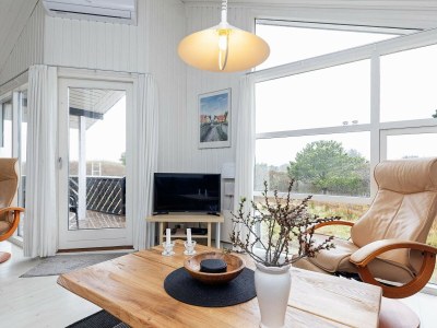 Holiday house Luxus-Ruckzug in Strandnahe -- By Traum Ferienwohnungen - Outdoor photo 9