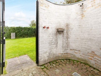 Holiday house 6 person holiday home in Dronningmølle-By Traum - Outdoor photo 8