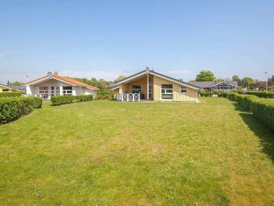 Holiday house 12 Personen Ferienhaus in GROEMITZ - Outdoor photo 3