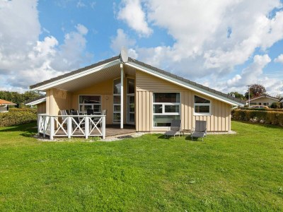 Holiday house 12 Personen Ferienhaus in GROEMITZ - Outdoor photo 4