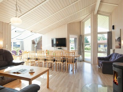 Holiday house 12 Personen Ferienhaus in GROEMITZ - Outdoor photo 8